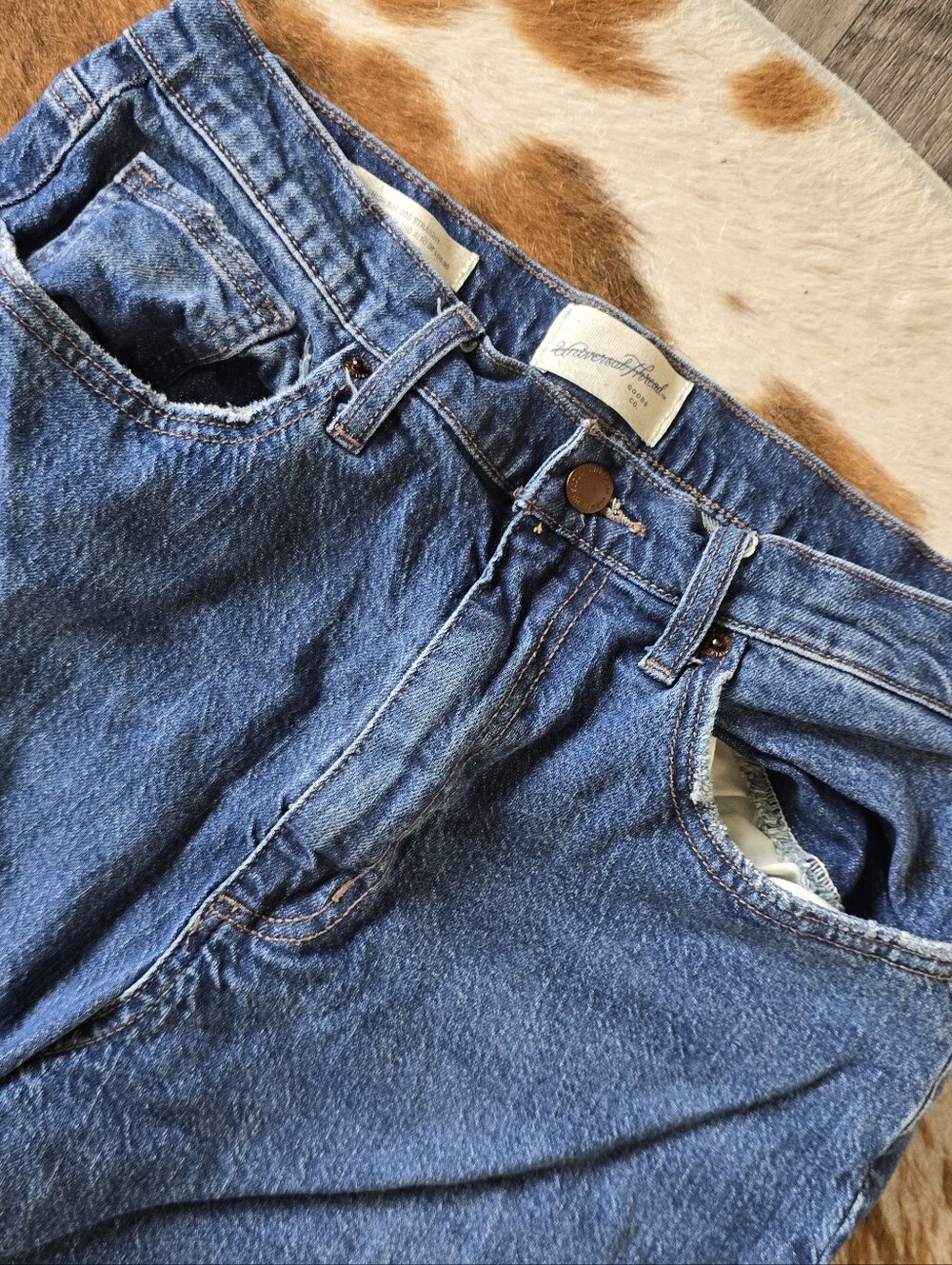 Universal Thread High Rise 90s Straight Jeans - Picture 2 of 5